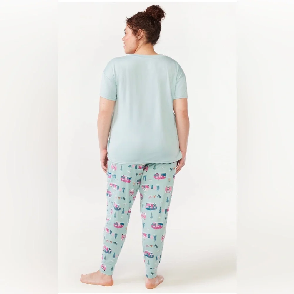 2 Piece plus size Women’s Short Sleeve T-Shirt and Joggers‎ Pajama Set size 3X